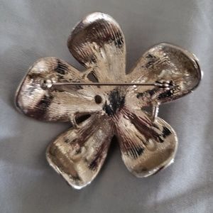Premier Designs Jewelry - Brooch Premier Designs Jewelry - Brooch